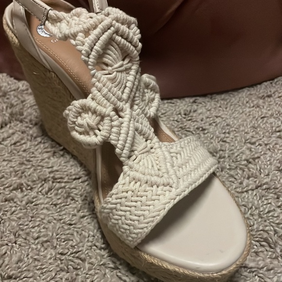 Gianni Bini Macrame Wedges Off White 8.5 - Picture 3 of 8